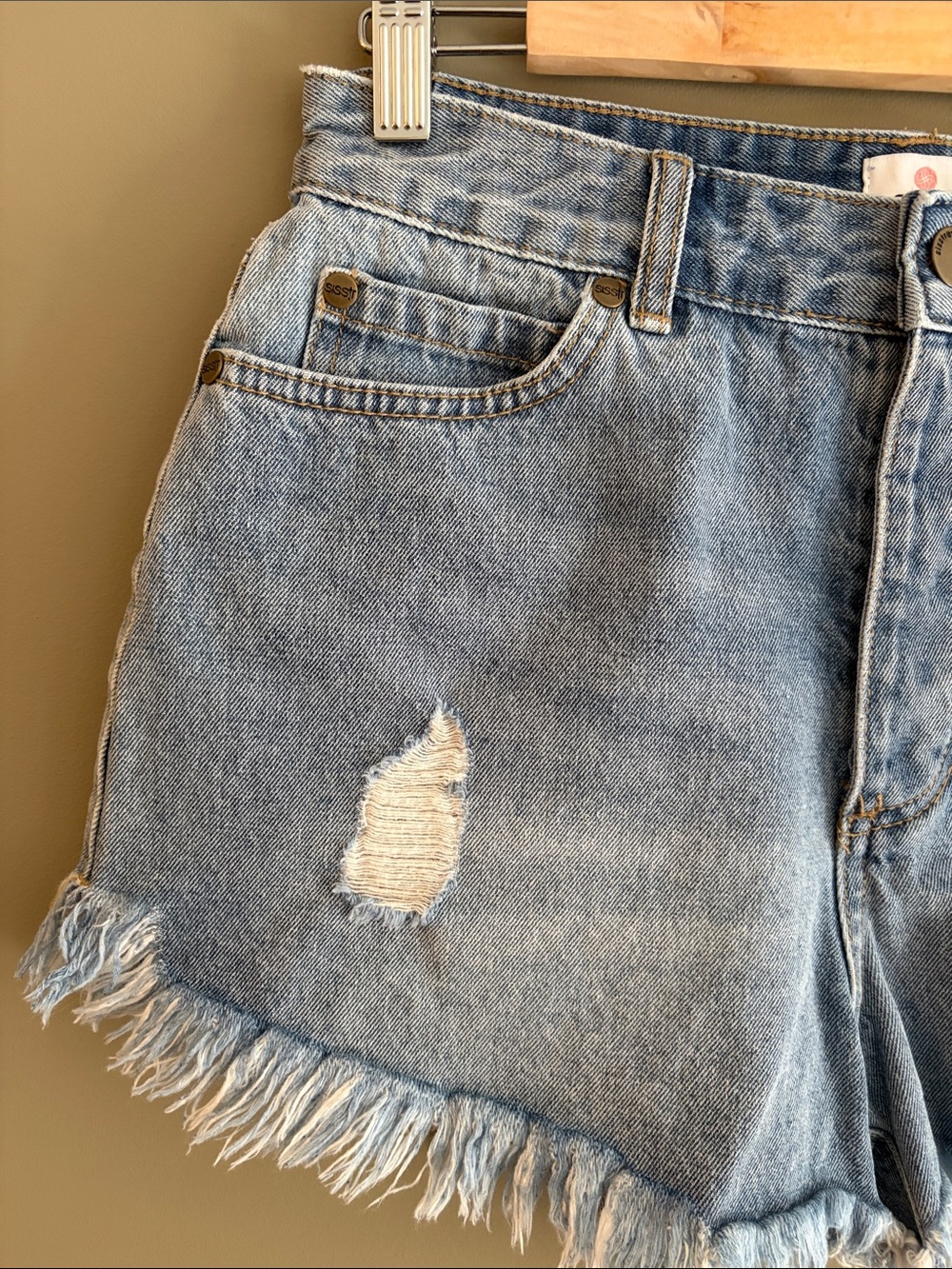 Sisstr Evolution Frayed Hem Light Blue Denim Jean Shorts size 28 - Picture 2 of 12